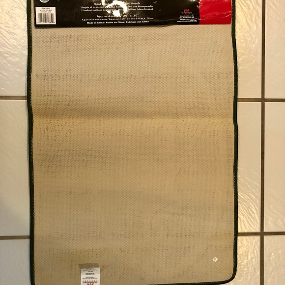 NEW —NY JETS 20” x 30” NON-SKID RUG - Picture 2 of 3